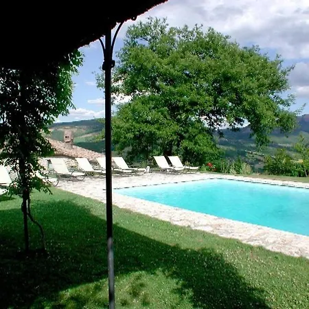 Sleeps 14 Pool Wifi Umbertide